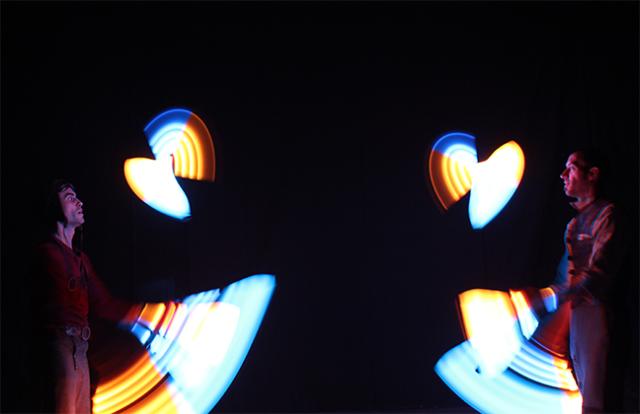 Duo Luminis, jonglerie lumineuse
