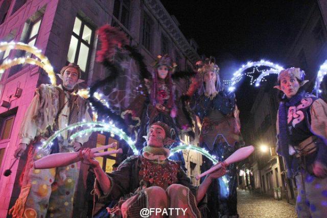 Les échassiers zicotins lumineux